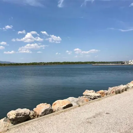 Apartment 2 Pieces Avec Clim, Terrasse Et Vue Lac - 4 Personnes, A Proximite De La Plage - Fr-1-81-393 Leucate